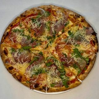 Pizza Prosciutto diametru 33cm