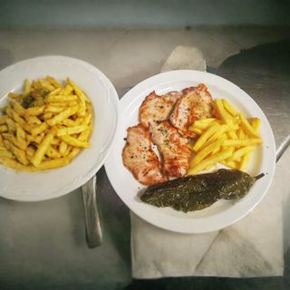 Lomo Con Guarnición