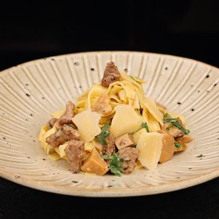 Tagliatelle cu mușchi de vită, hribi și rucola 400g