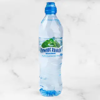 Woda niegazowana