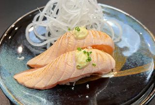 Nigiri Salmón Flameado