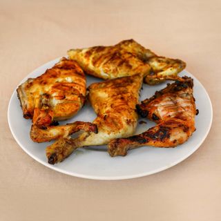 FRANGO ASSADO INTEIRO COM CHEF ESPECIAL