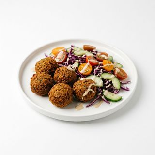 Box falafel z warzywami