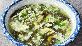 Sopa De Huevo y Algas（紫菜蛋花汤）