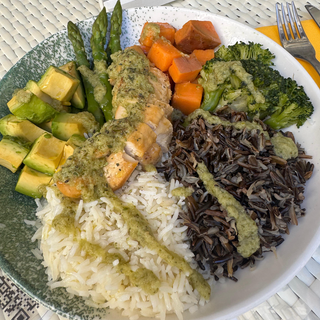 Bowl de Pollo con Quinoa