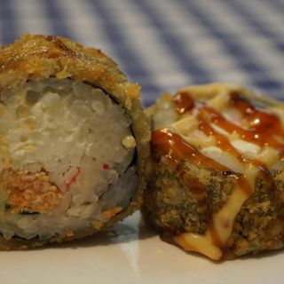 Жареные Роллы "Микс  темпура "(10 шт)