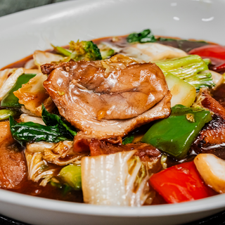 Pato Salteado Con Verduras