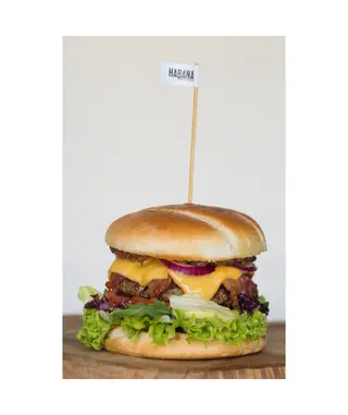 Sport's Cheeseburger