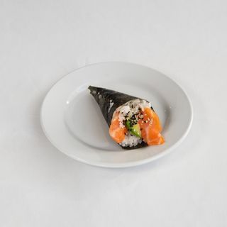 143. Temaki sake
