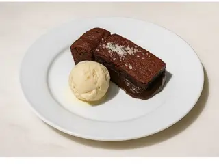 Брауні з гречаним морозивом (220g)