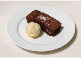 Брауні з гречаним морозивом (220g)