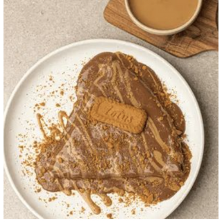  Biscoff Crumbs Crepe   