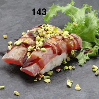 143. Maguro scottato