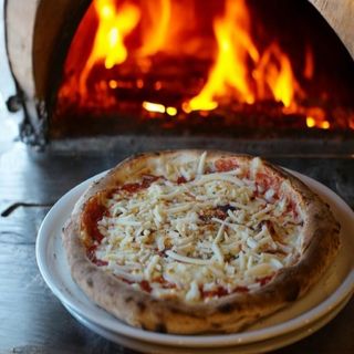 Pizza Cuatro Quesos  (32cm)