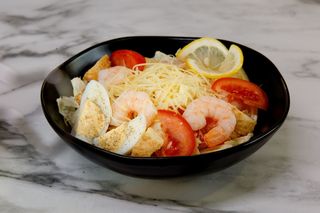 Салат "Цезарь с креветками" (200г)