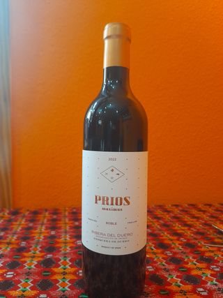 Vino Prios Roble