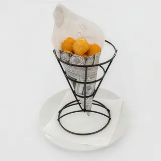 Bolitas de queso gouda y jalapeño