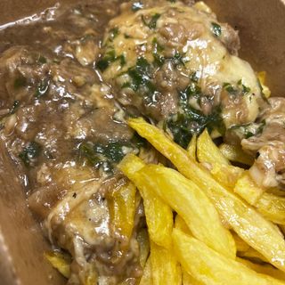 Escalopines a la parmigiana + patatas