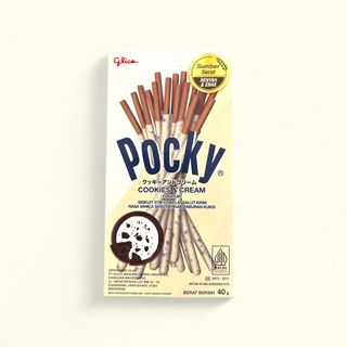 Pocky de Cookies and Cream