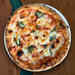 Pizza Regina Margherita Ø32cm