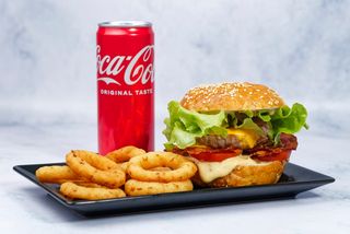 Burger bagel + Coca Cola 0,33