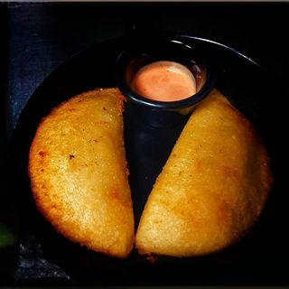 Empanadillas Venezolanas (4 Uds.)