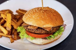 Klasični orašasti burger vege