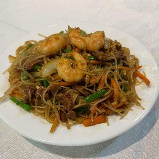 Fideos de arroz tres delicias