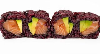 Uramaki sake nero 8 pezzi