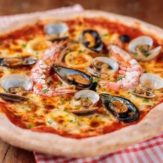 Pizza Frutti de Mare (28 Cm.)