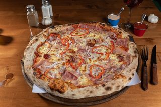 Pizza Transilvania Ø32cm