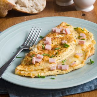 Omlet z mięsem