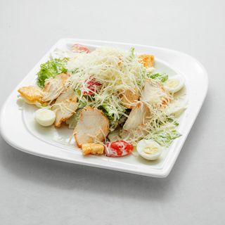 Салат "Цезарь" с курицей