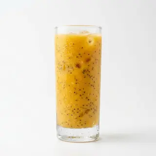 Smoothie mango, ananas, chia