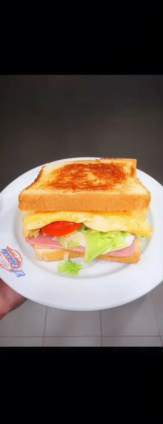 Sándwich Americano