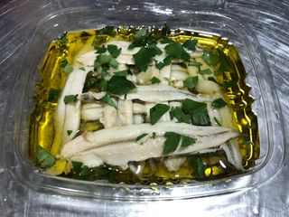 Boquerones En Vinagre