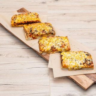 Pizza firmowa Hawaii