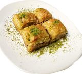 Баклава с орехи