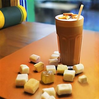 Какао із зефіром або шоколадними кульками