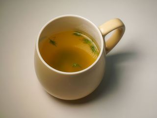 Чашка бульйону