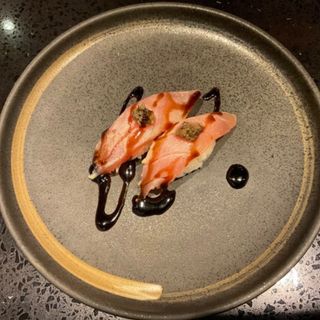 NIGIRI TONNO SCOTTATO