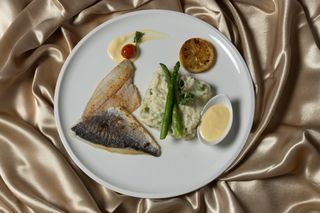 Dorada cu risotto & sparanghel