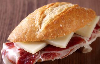 Bocadillo De Jamón