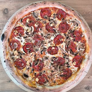 Пица Чоризана