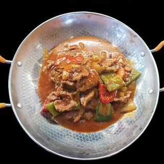 51. Ternera Picante. Spicy Beef