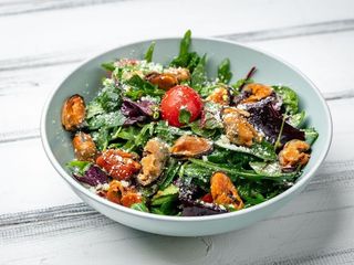 Зелений мікс з мʼясом мідій (190g)