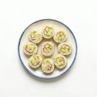 Lámina De Soja Con Pollo Con Aguacate Y Mayonesa (9 Uds.)