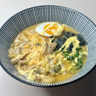 Сырный рамён с курицей