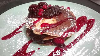 Pancake Marmellata e frutta fresca