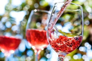 Botella Vino Rosado de la casa